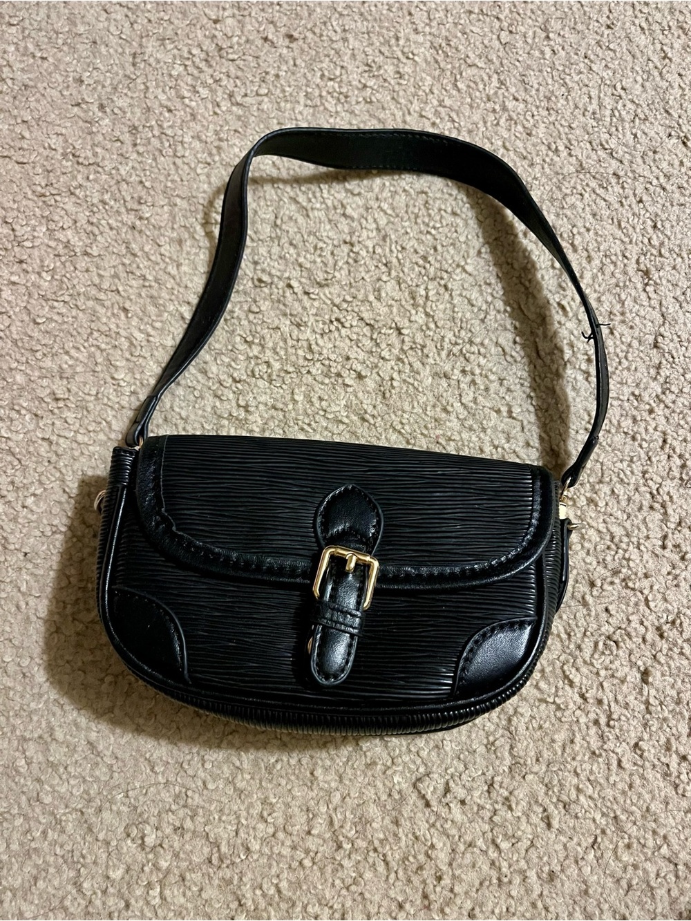 black mini clutch
